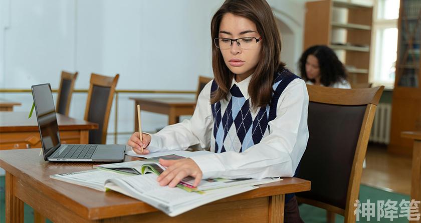 神降笔,神降笔降AIGC,神降笔论文修改,神降笔论文查重,神降笔论文检测,论文查重检测系统,神降笔论文改重,智能论文降重,神降笔论文降重软件